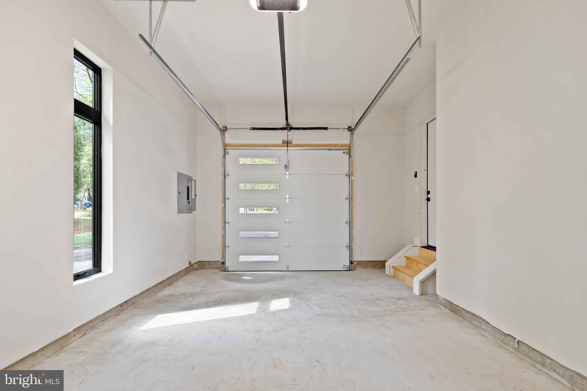 ROAN STALLION ESTATES - Residential