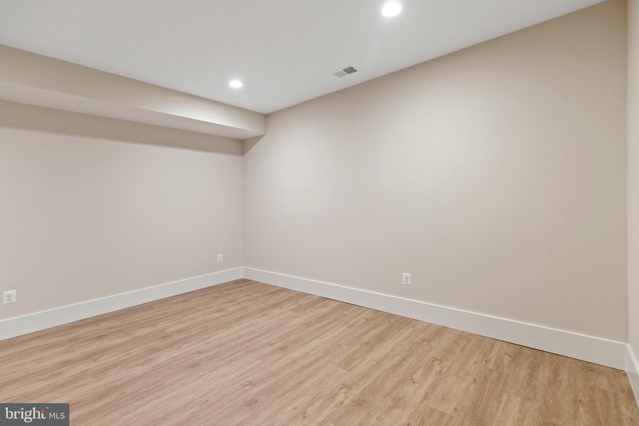 ROAN STALLION ESTATES - Residential