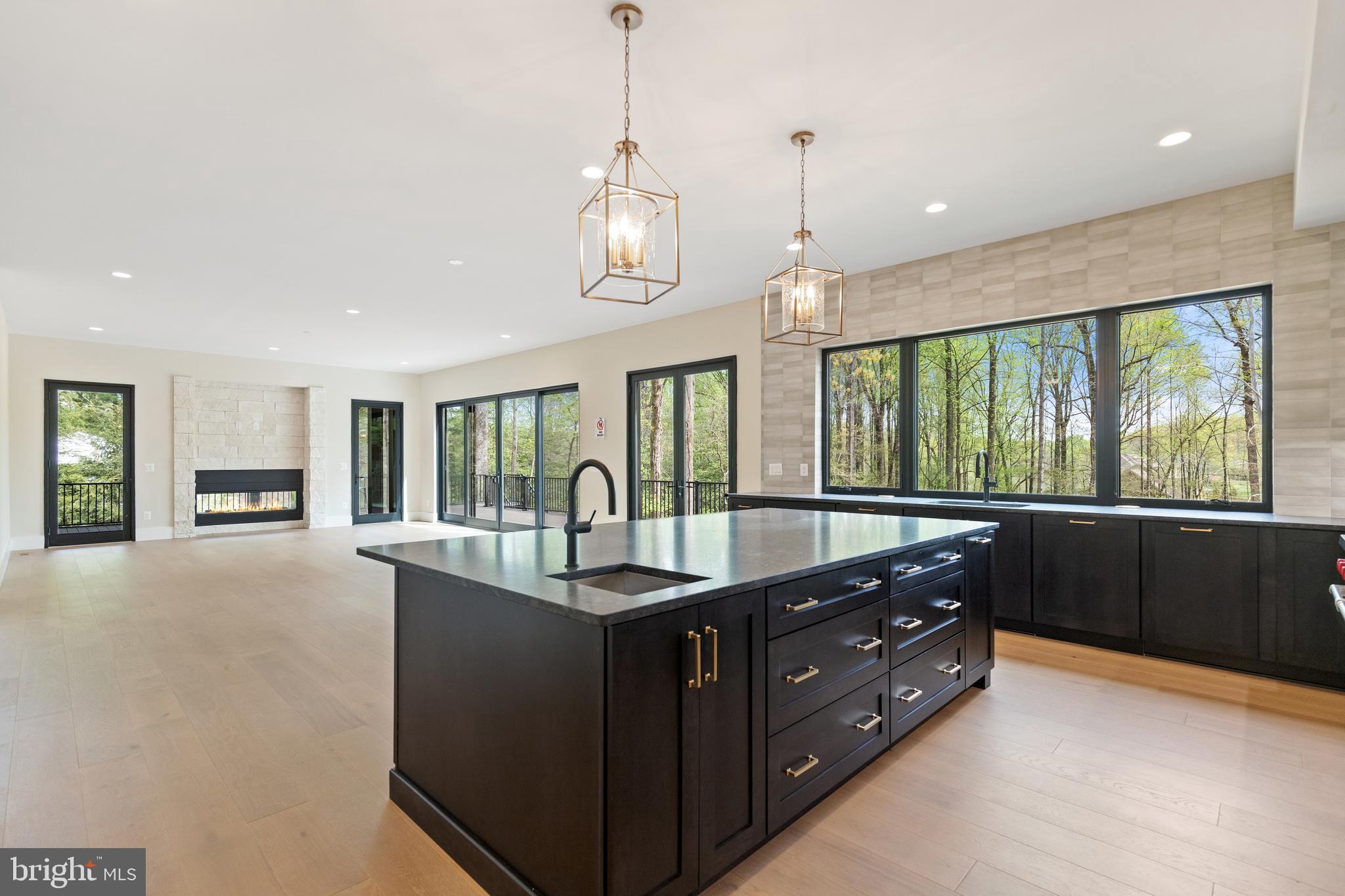 ROAN STALLION ESTATES - Residential