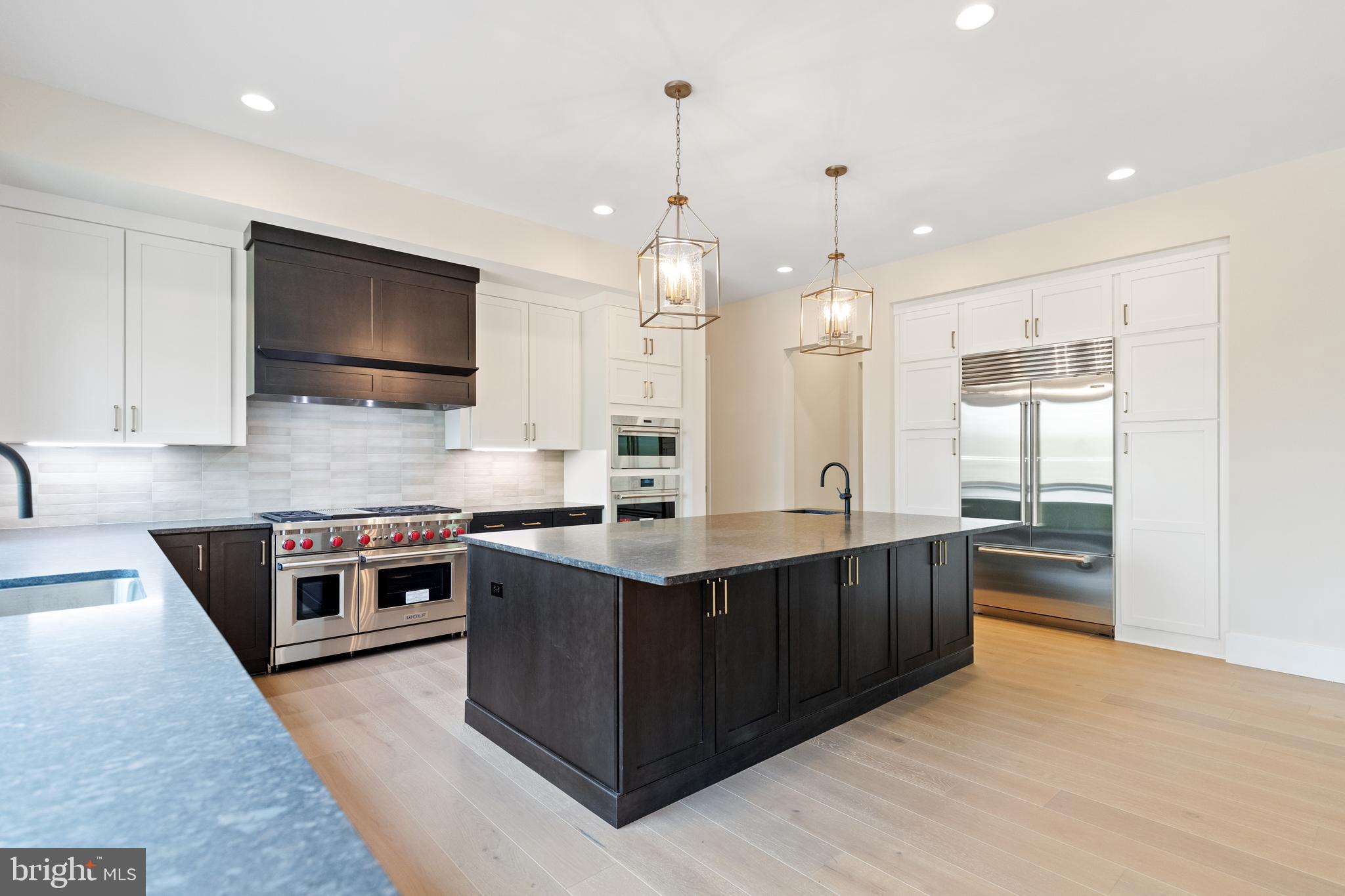 ROAN STALLION ESTATES - Residential