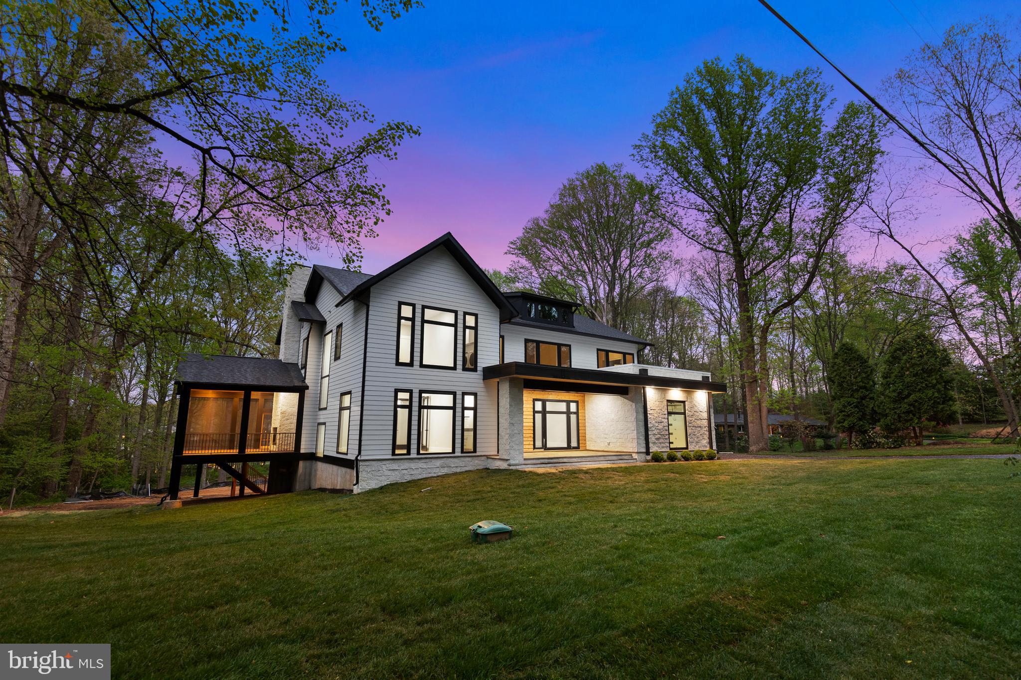 ROAN STALLION ESTATES - Residential