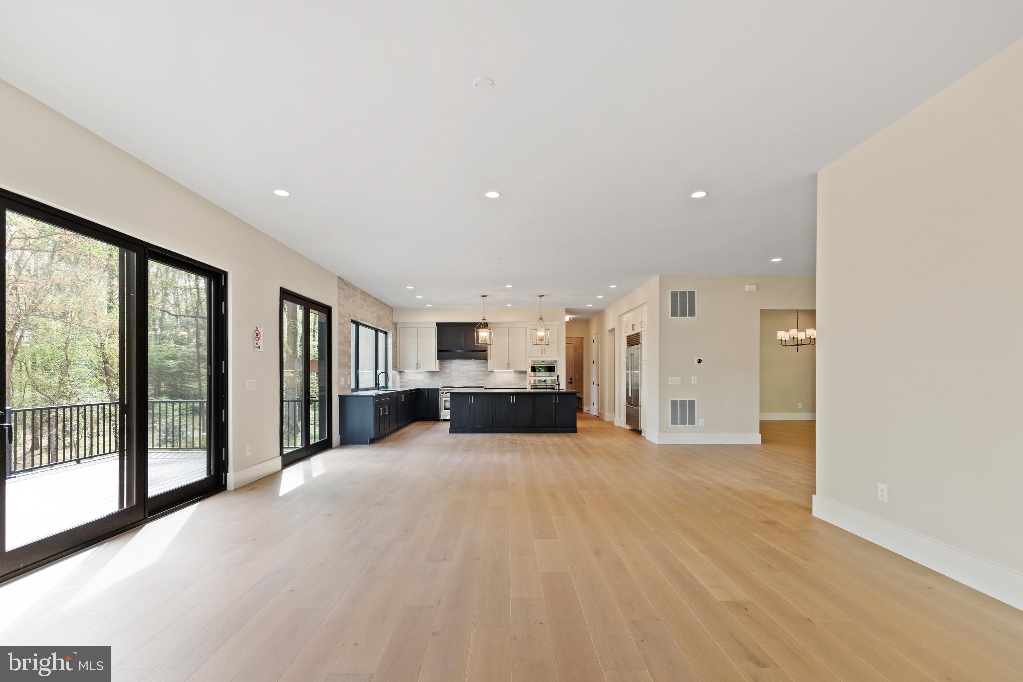 ROAN STALLION ESTATES - Residential