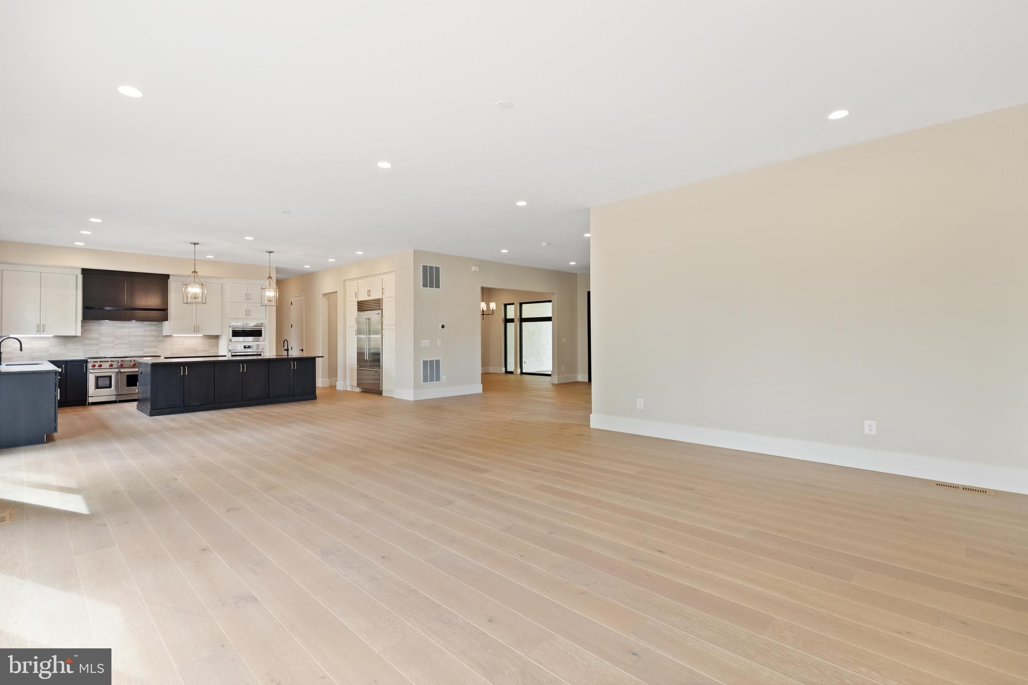 ROAN STALLION ESTATES - Residential