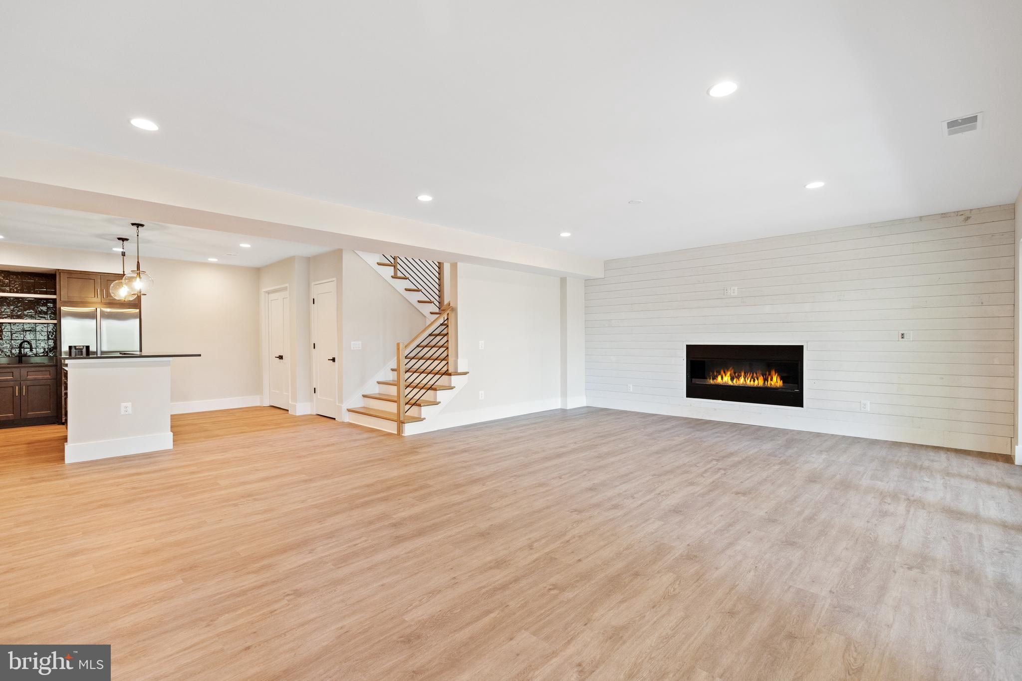 ROAN STALLION ESTATES - Residential