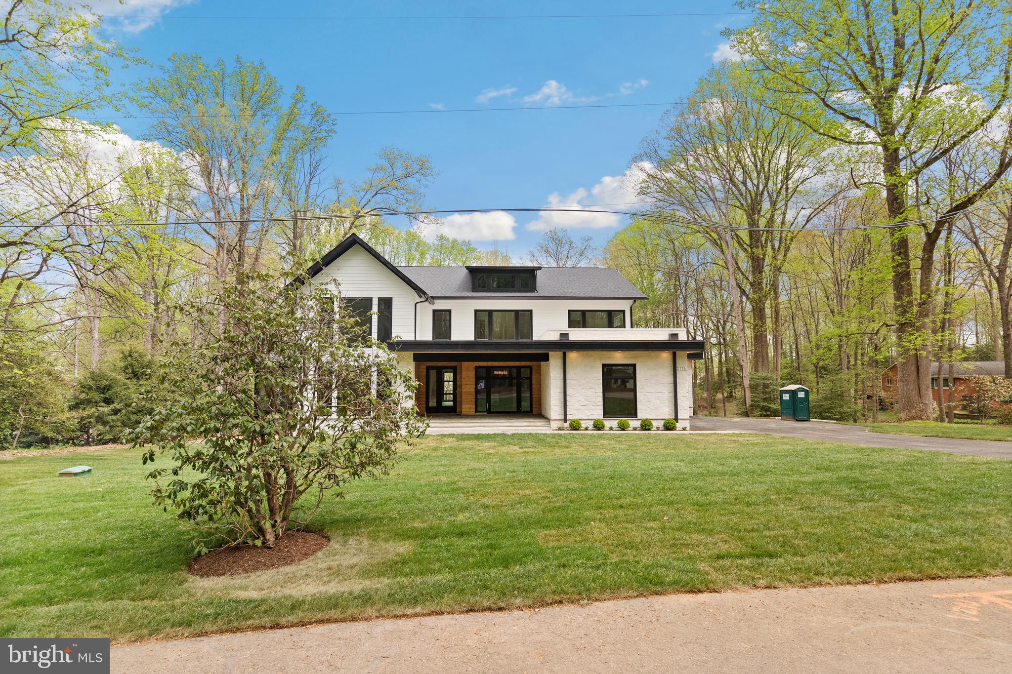 ROAN STALLION ESTATES - Residential