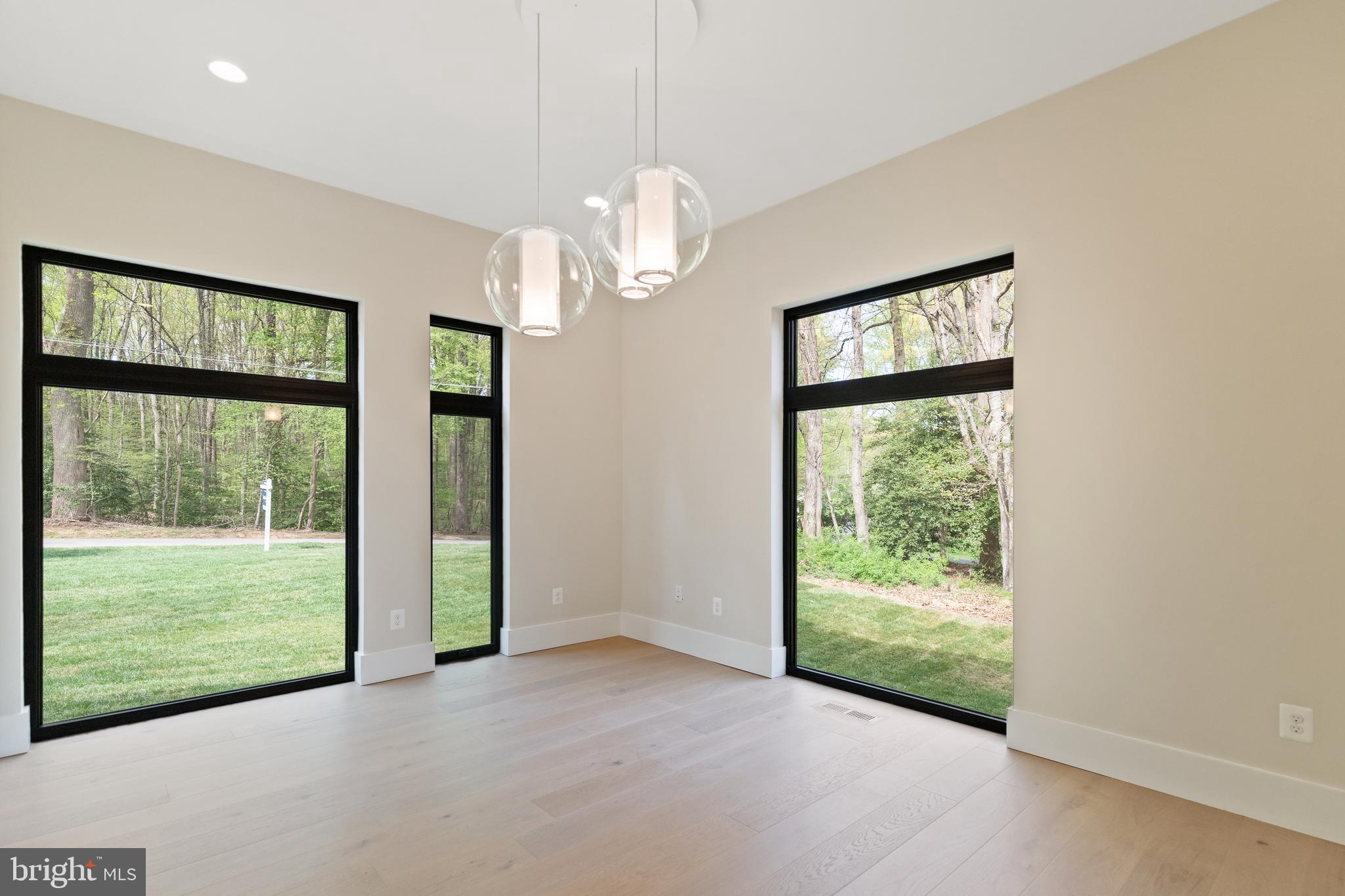 ROAN STALLION ESTATES - Residential