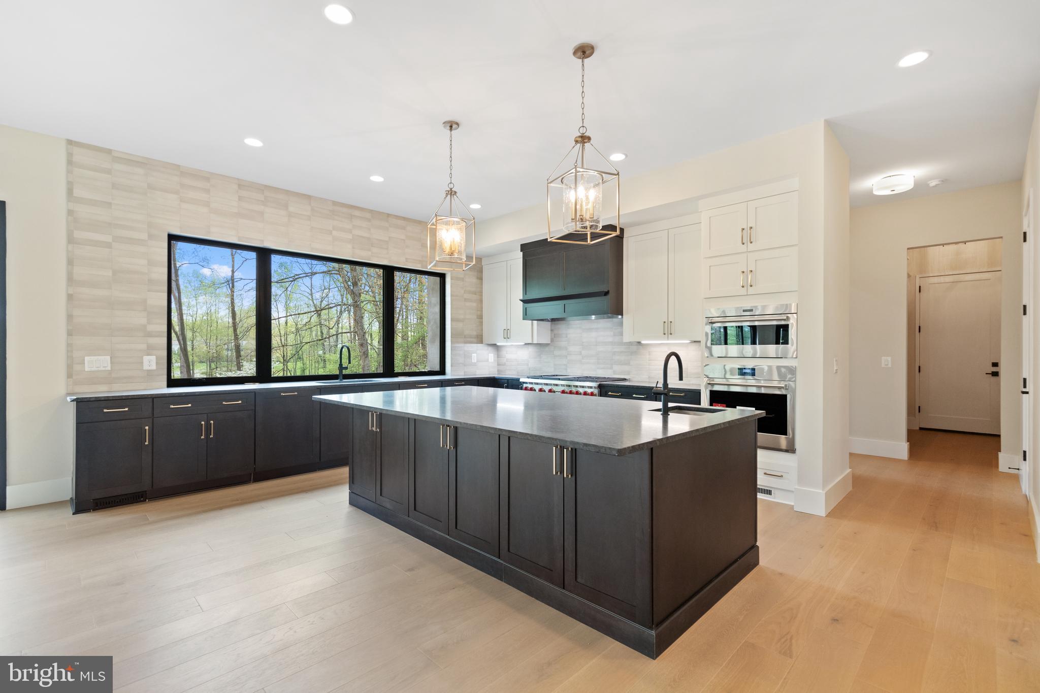 ROAN STALLION ESTATES - Residential