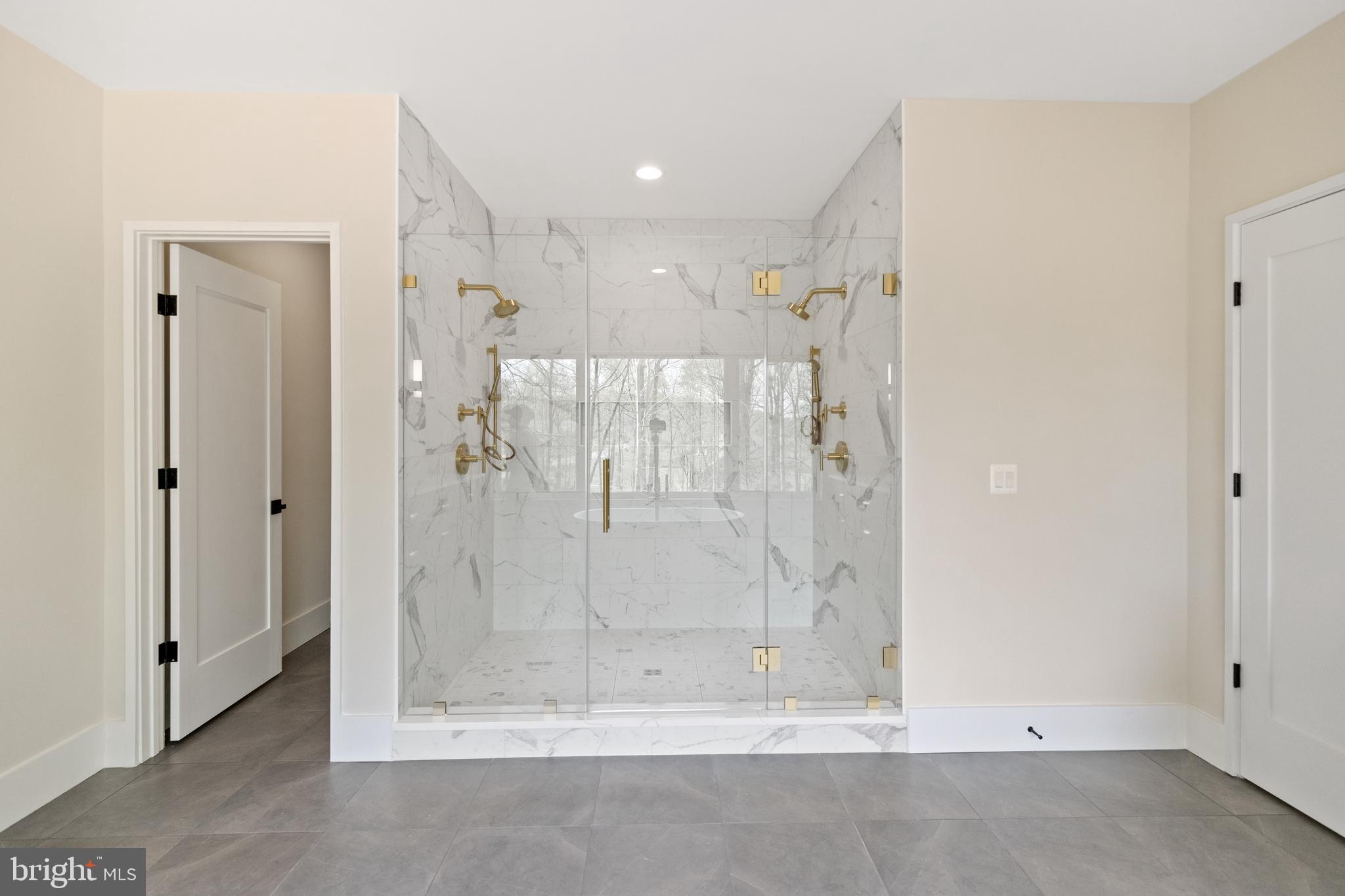 ROAN STALLION ESTATES - Residential