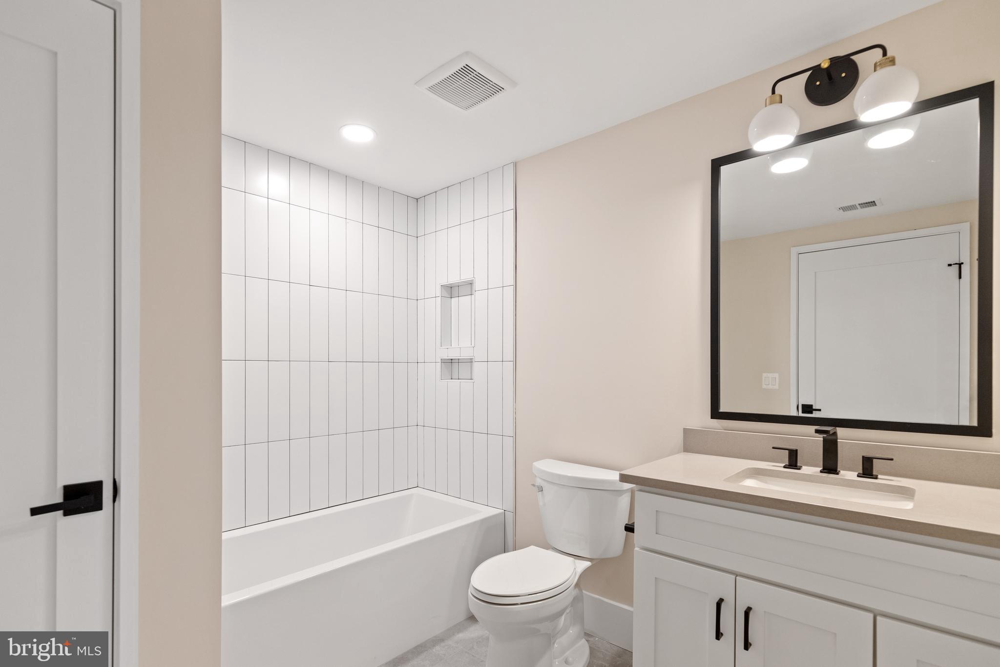 ROAN STALLION ESTATES - Residential