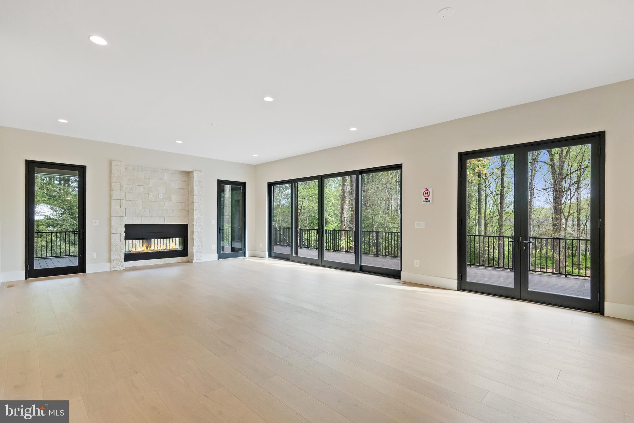 ROAN STALLION ESTATES - Residential