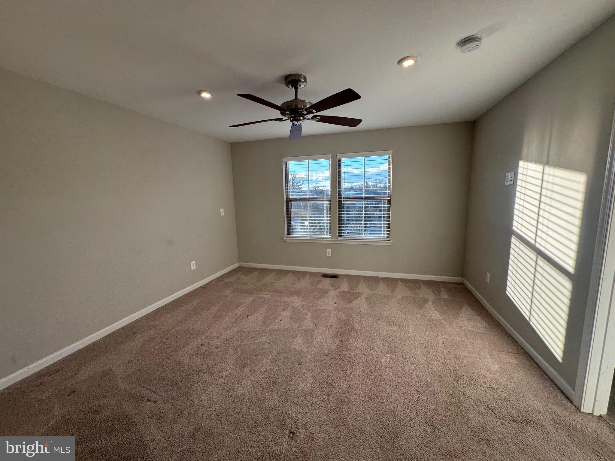 LEESBURG - Residential Lease