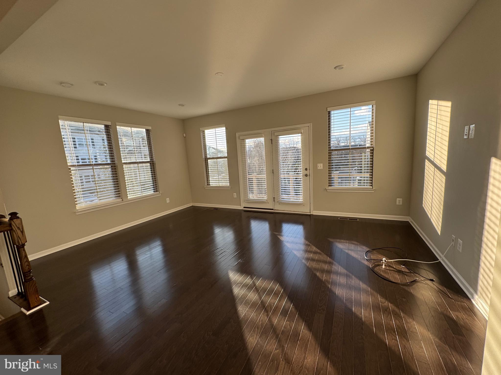 LEESBURG - Residential Lease