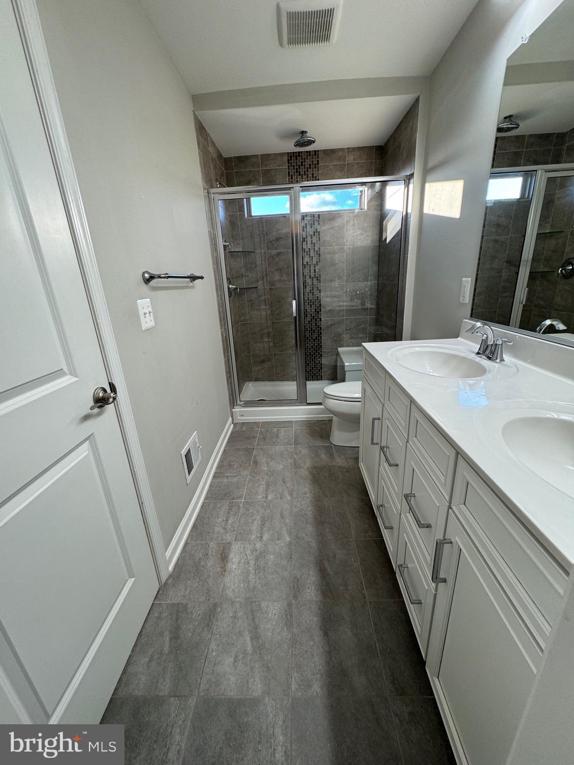 LEESBURG - Residential Lease