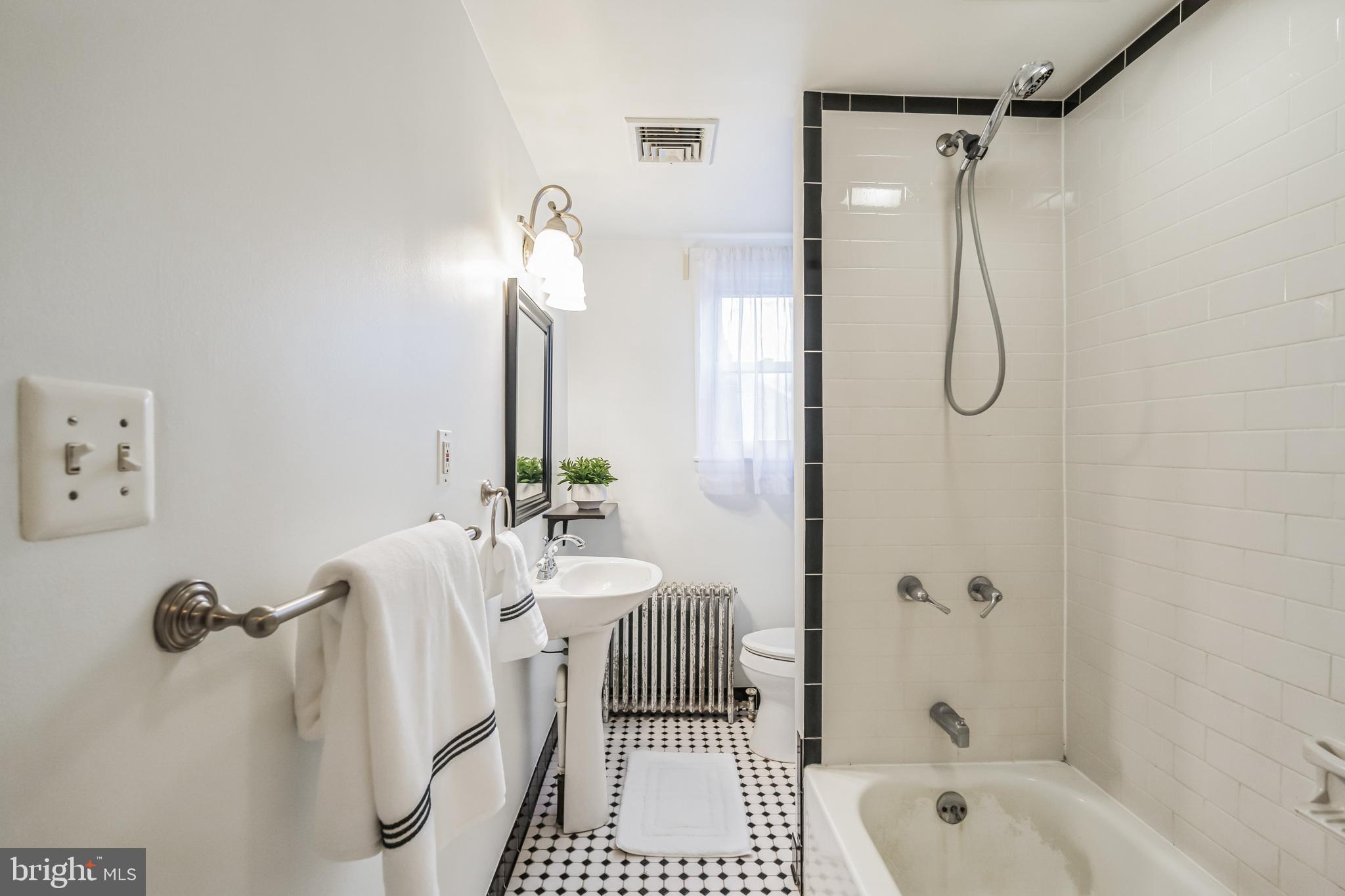 BELLA SQUARE - Residential