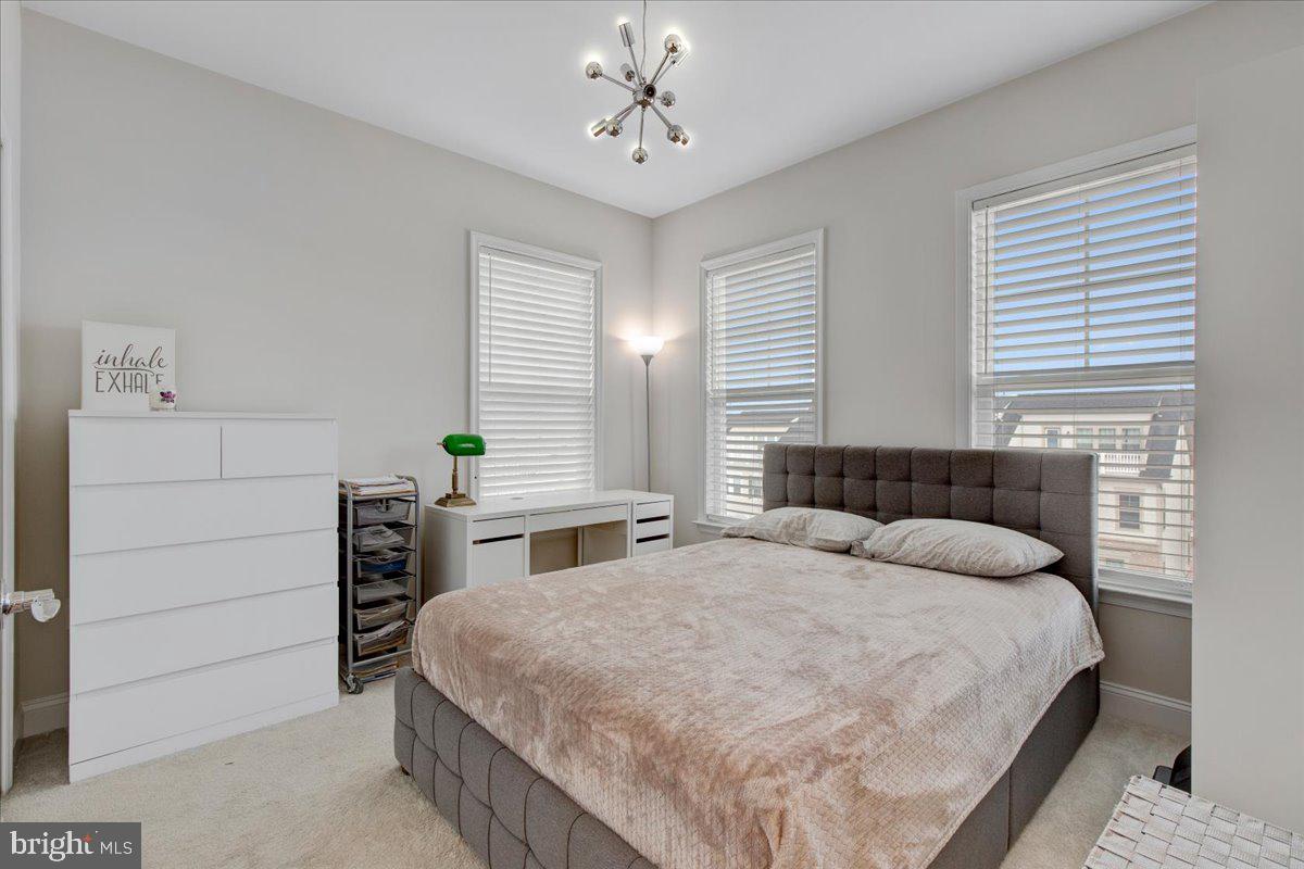 POTOMAC SHORES - Residential Lease