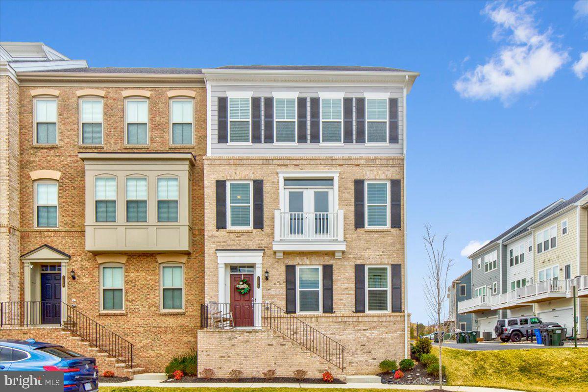 POTOMAC SHORES - Residential Lease