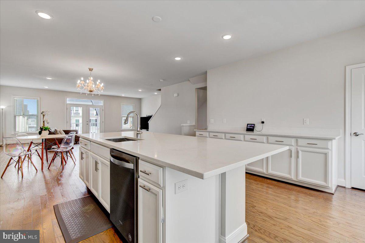 POTOMAC SHORES - Residential Lease