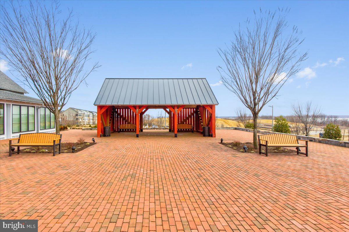 POTOMAC SHORES - Residential Lease