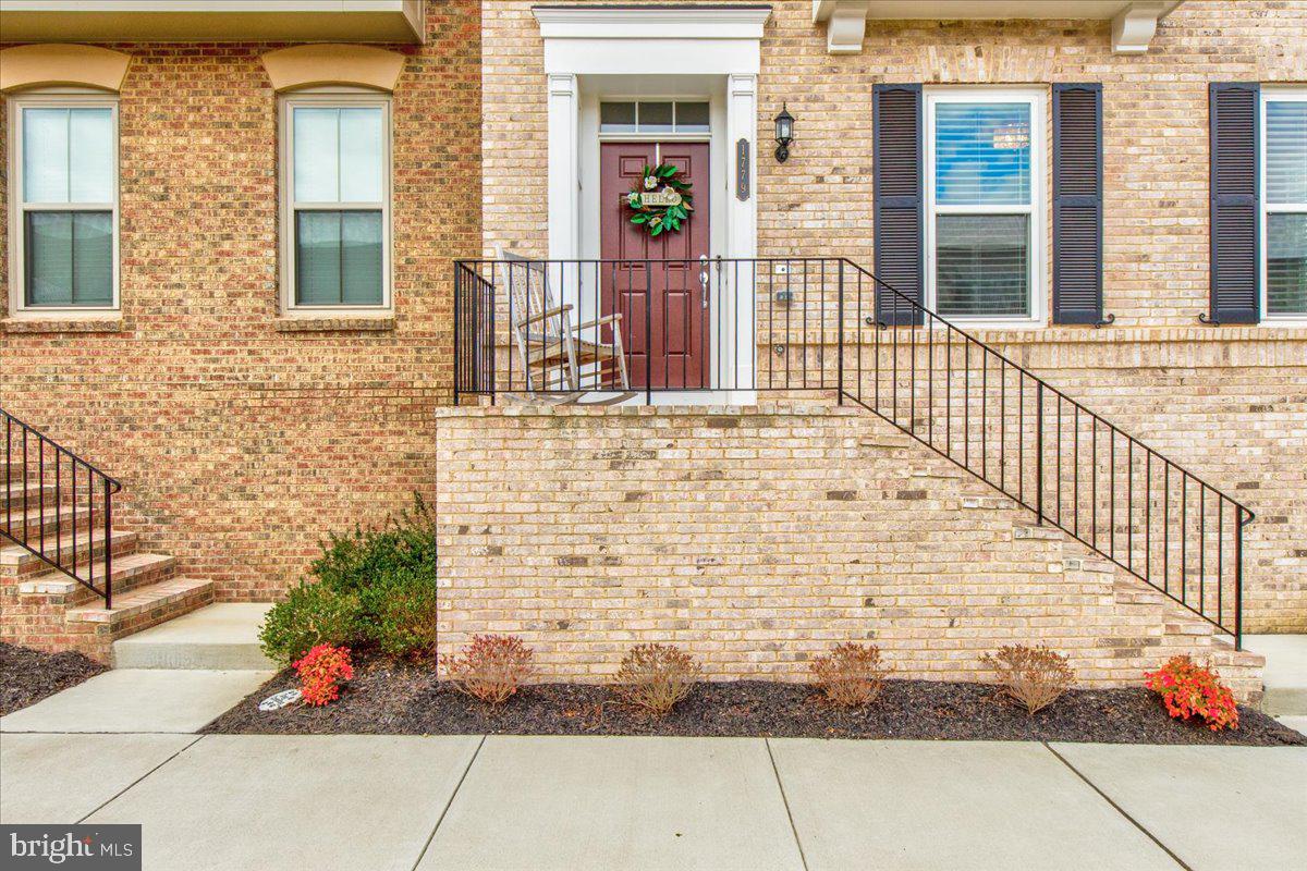 POTOMAC SHORES - Residential Lease