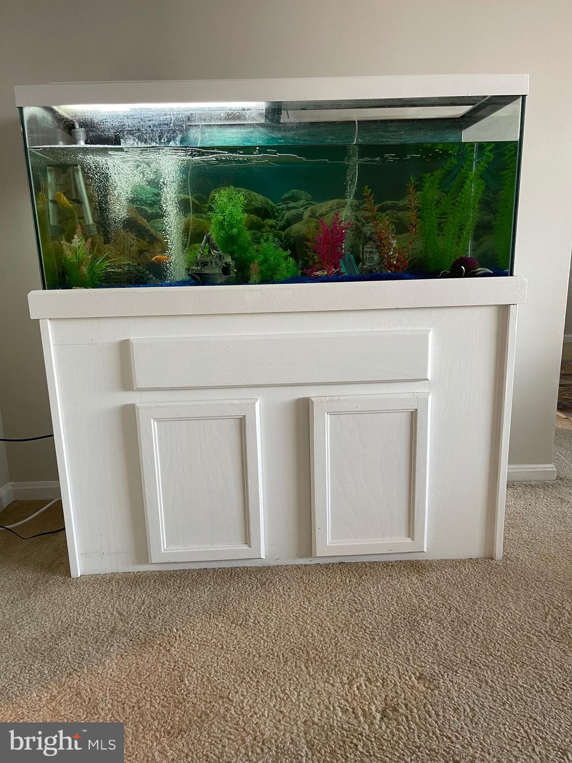 SKYLINE HOUSE - Residential Lease