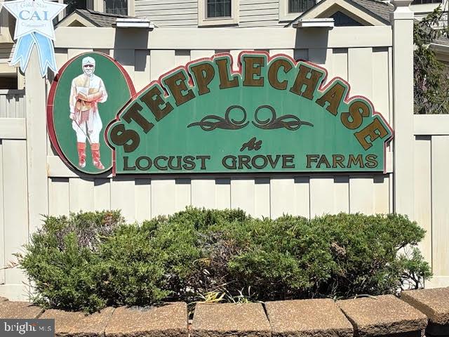 706 STEEPLECHASE COURT