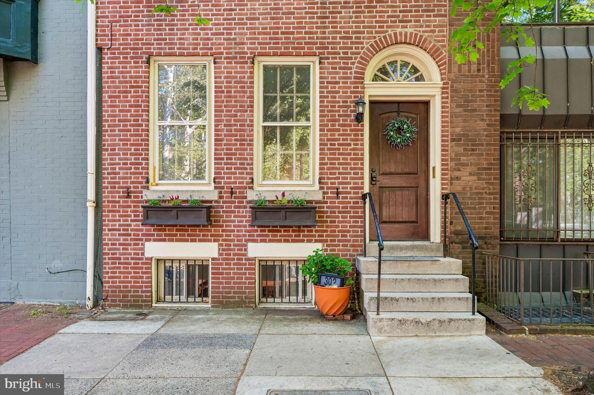 302 LOMBARD STREET 00 C