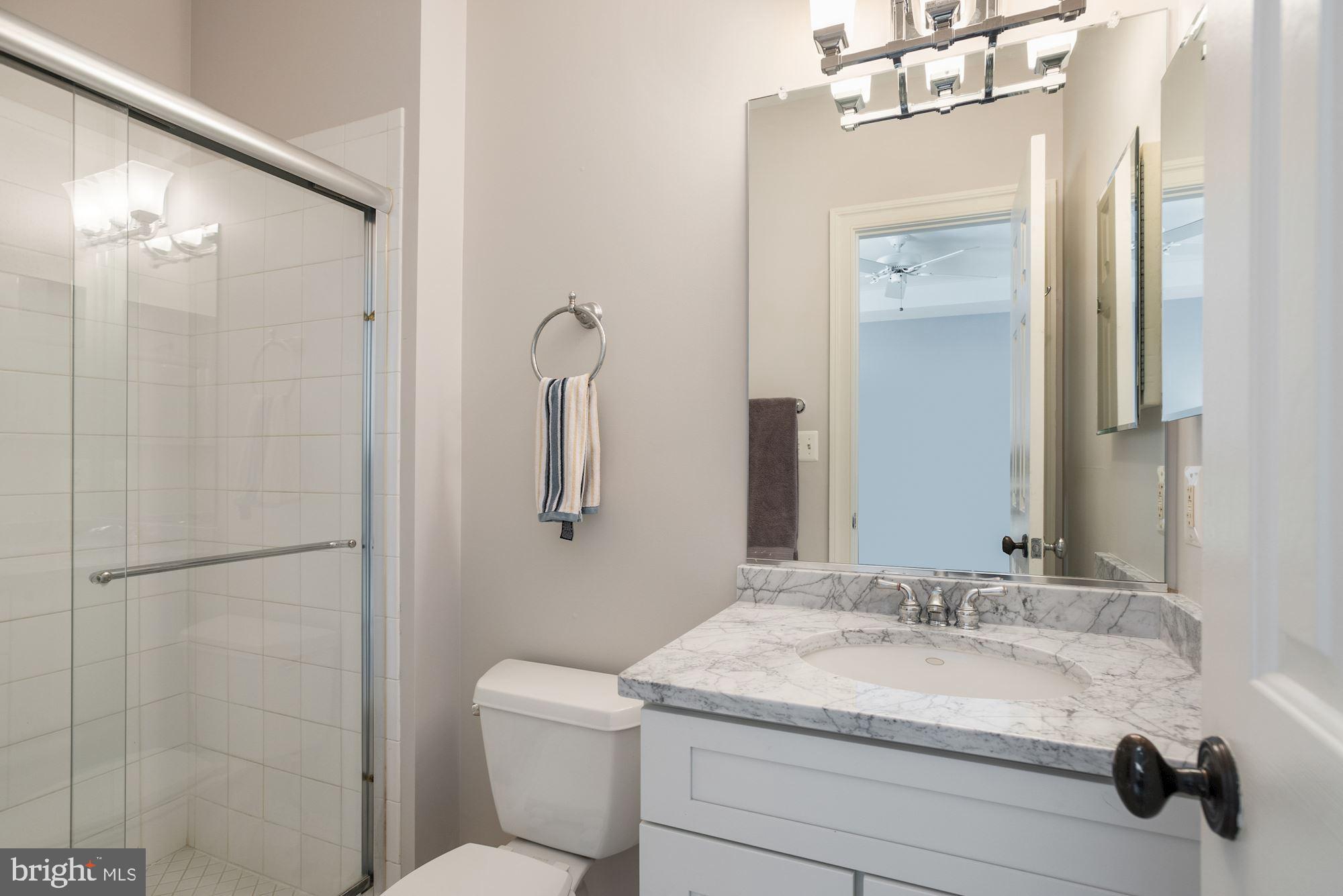 COUNTRY CLUB HILLS - Residential