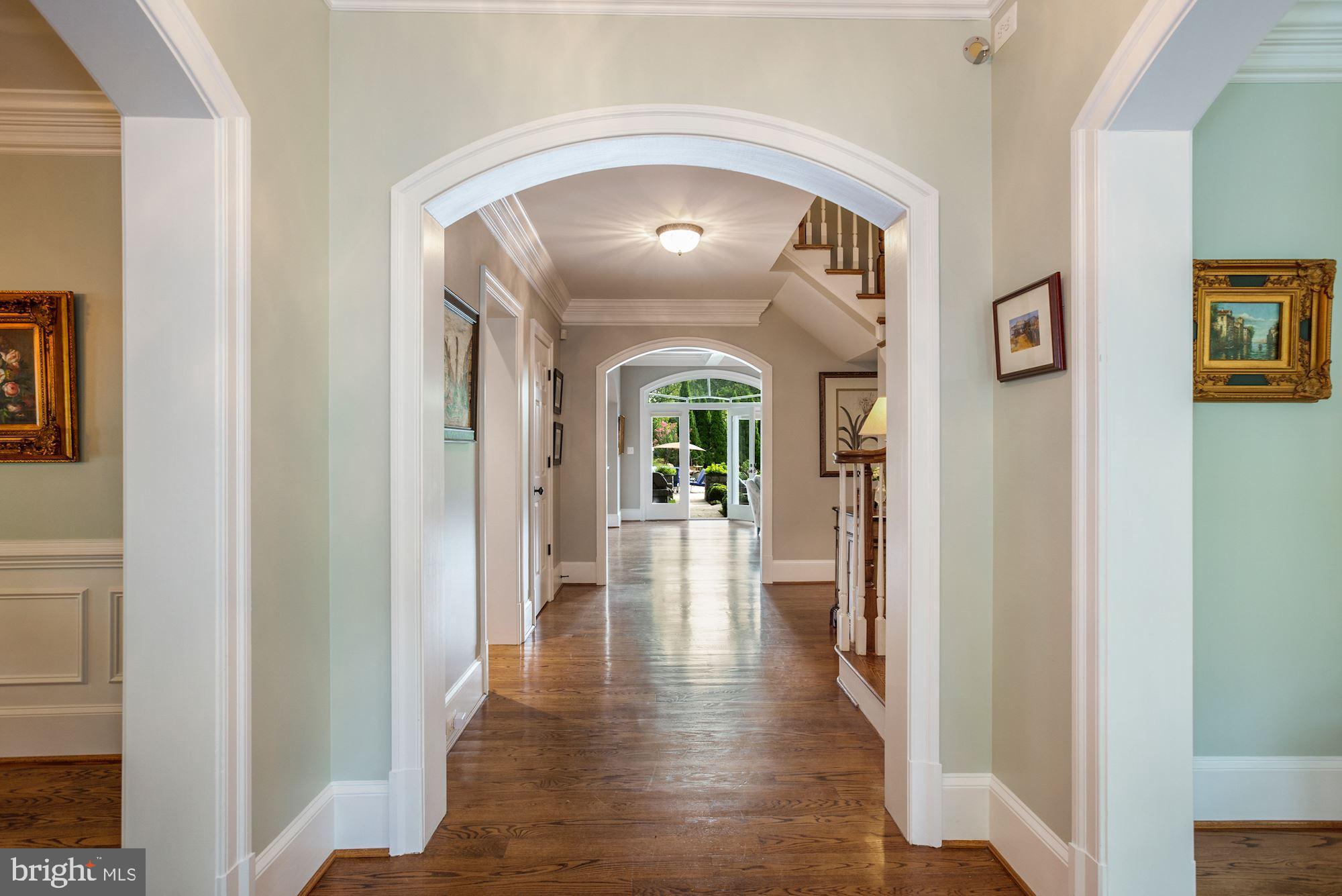 COUNTRY CLUB HILLS - Residential