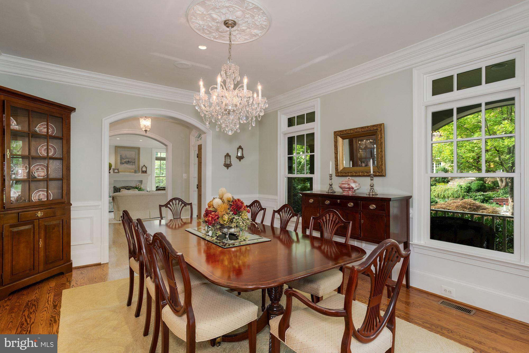 COUNTRY CLUB HILLS - Residential