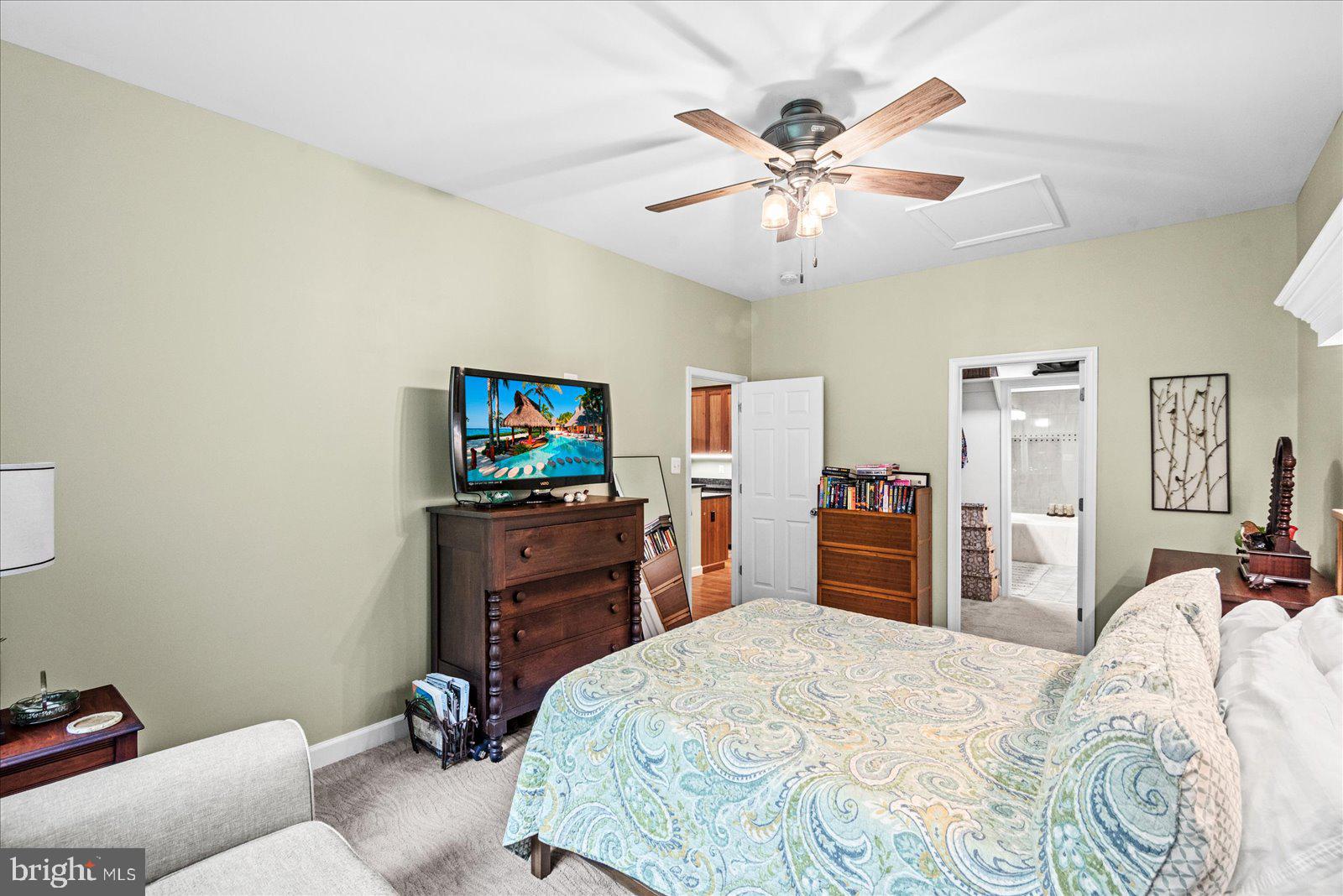 RAGGED POINT - Residential