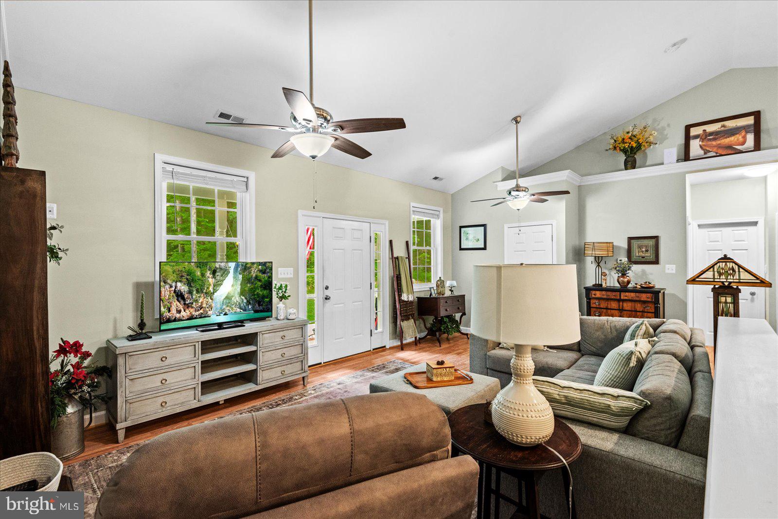 RAGGED POINT - Residential