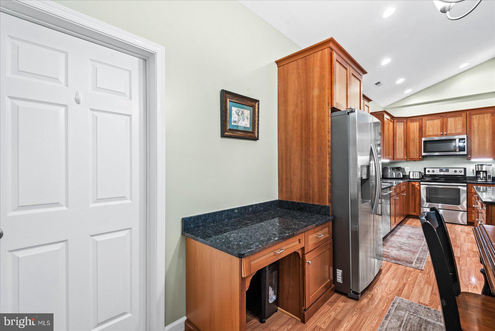 RAGGED POINT - Residential