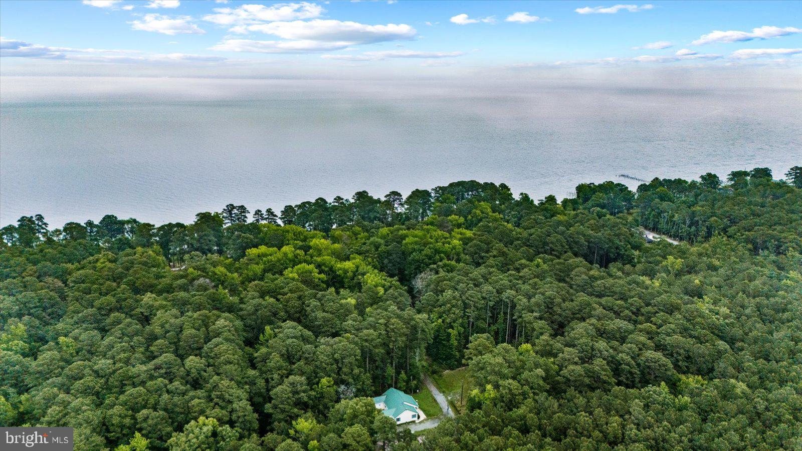 RAGGED POINT - Residential