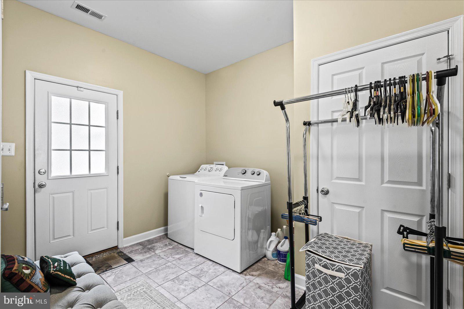 RAGGED POINT - Residential