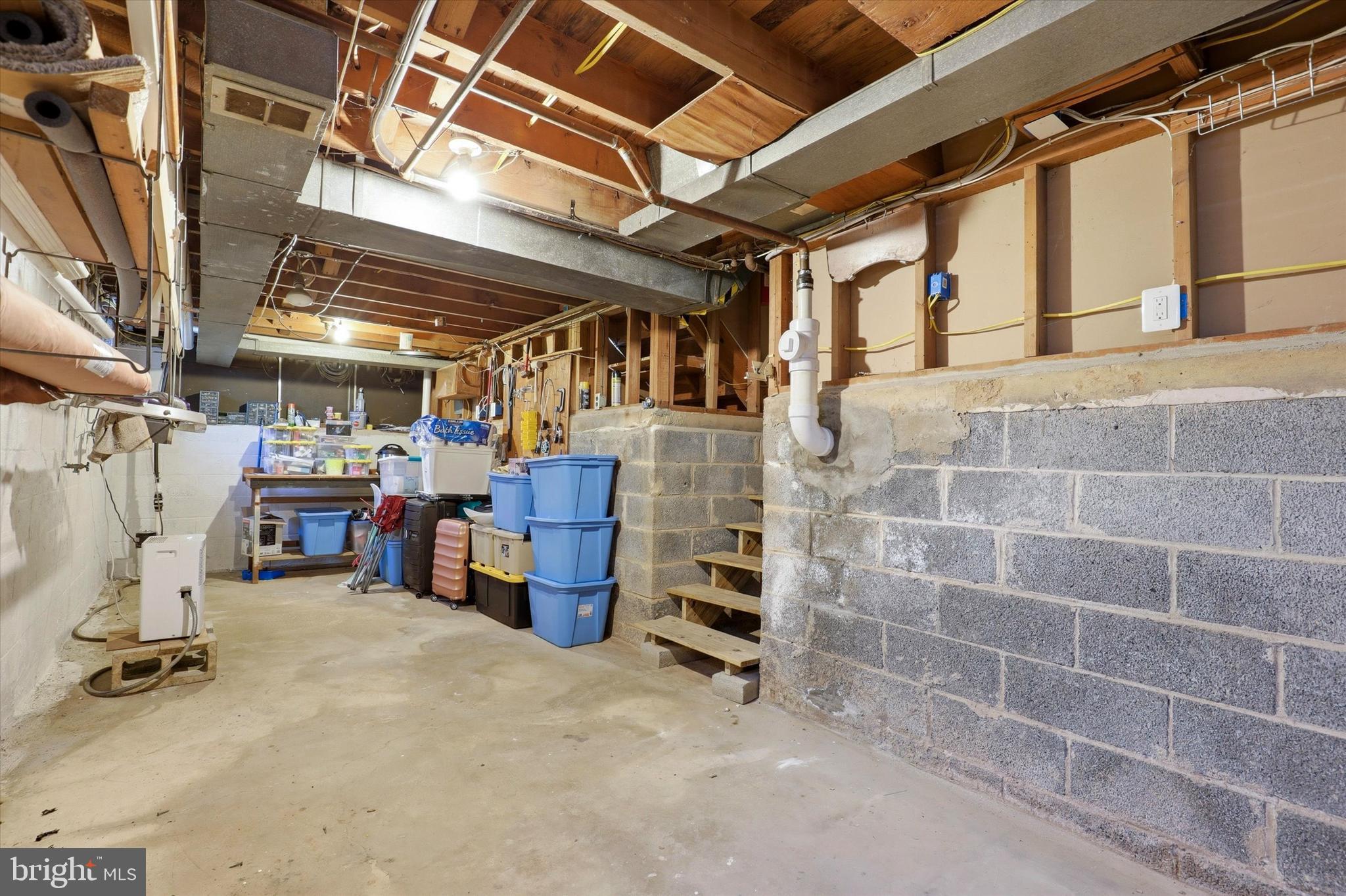 CENTER SQ GREEN - Residential