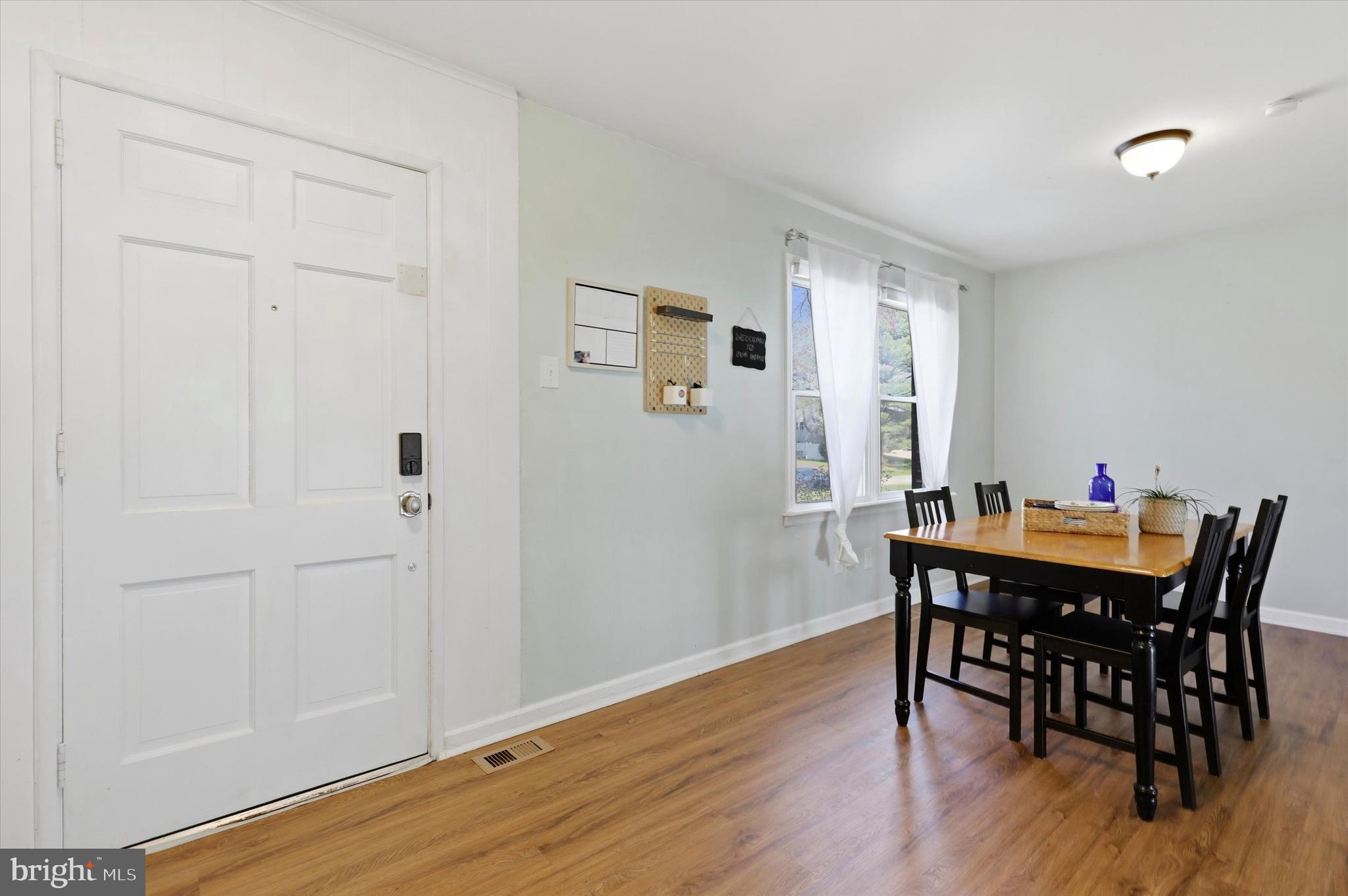 CENTER SQ GREEN - Residential