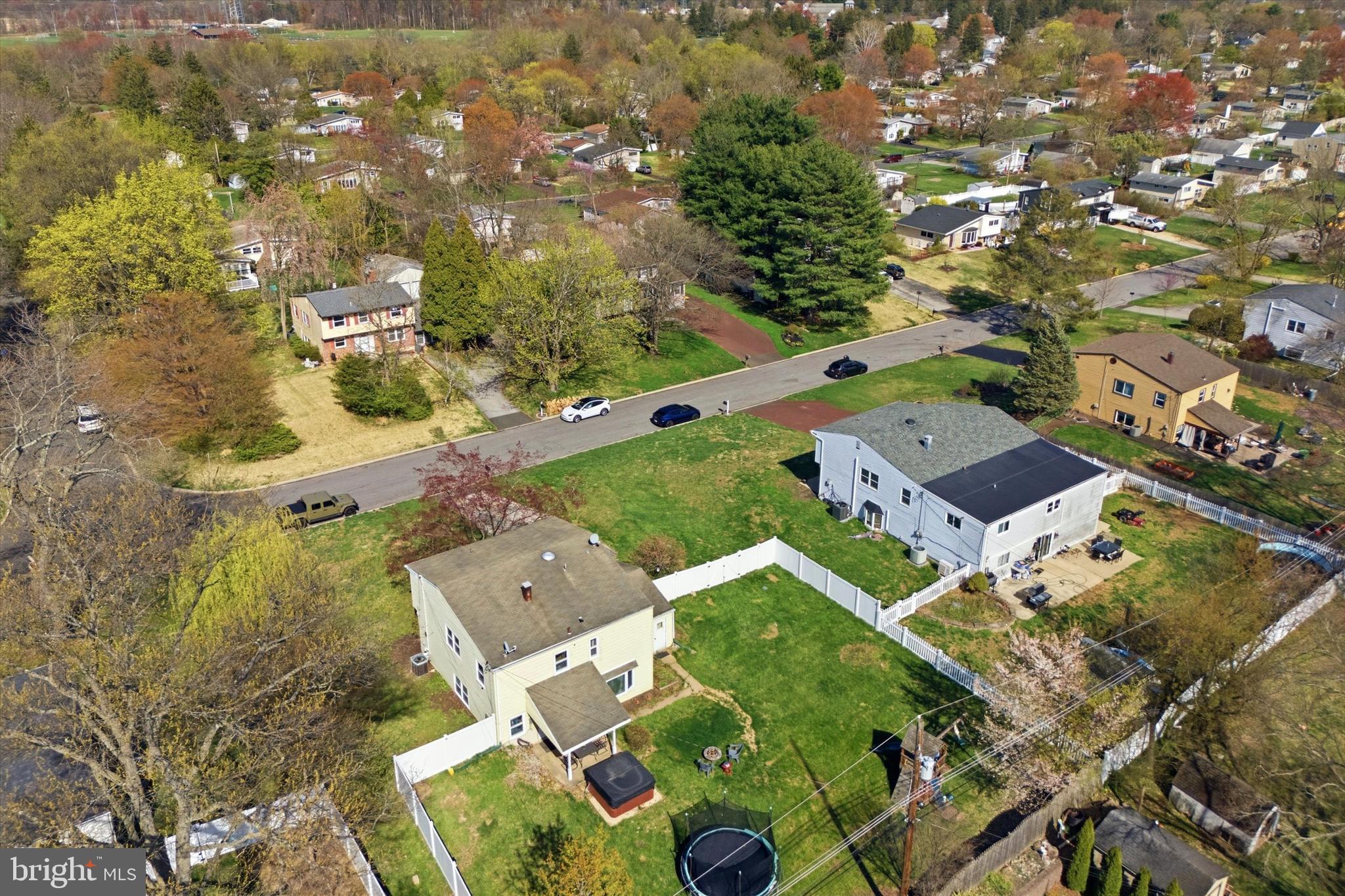 CENTER SQ GREEN - Residential