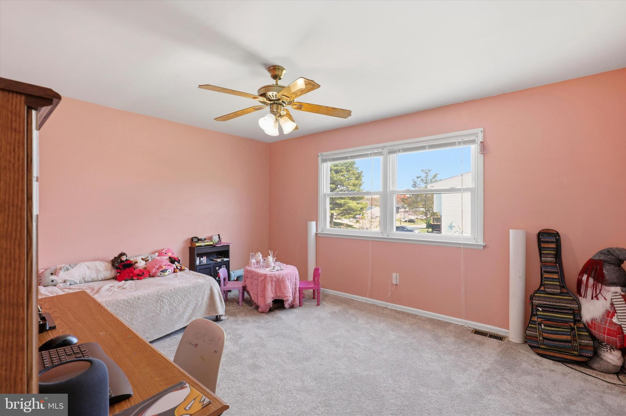 CENTER SQ GREEN - Residential