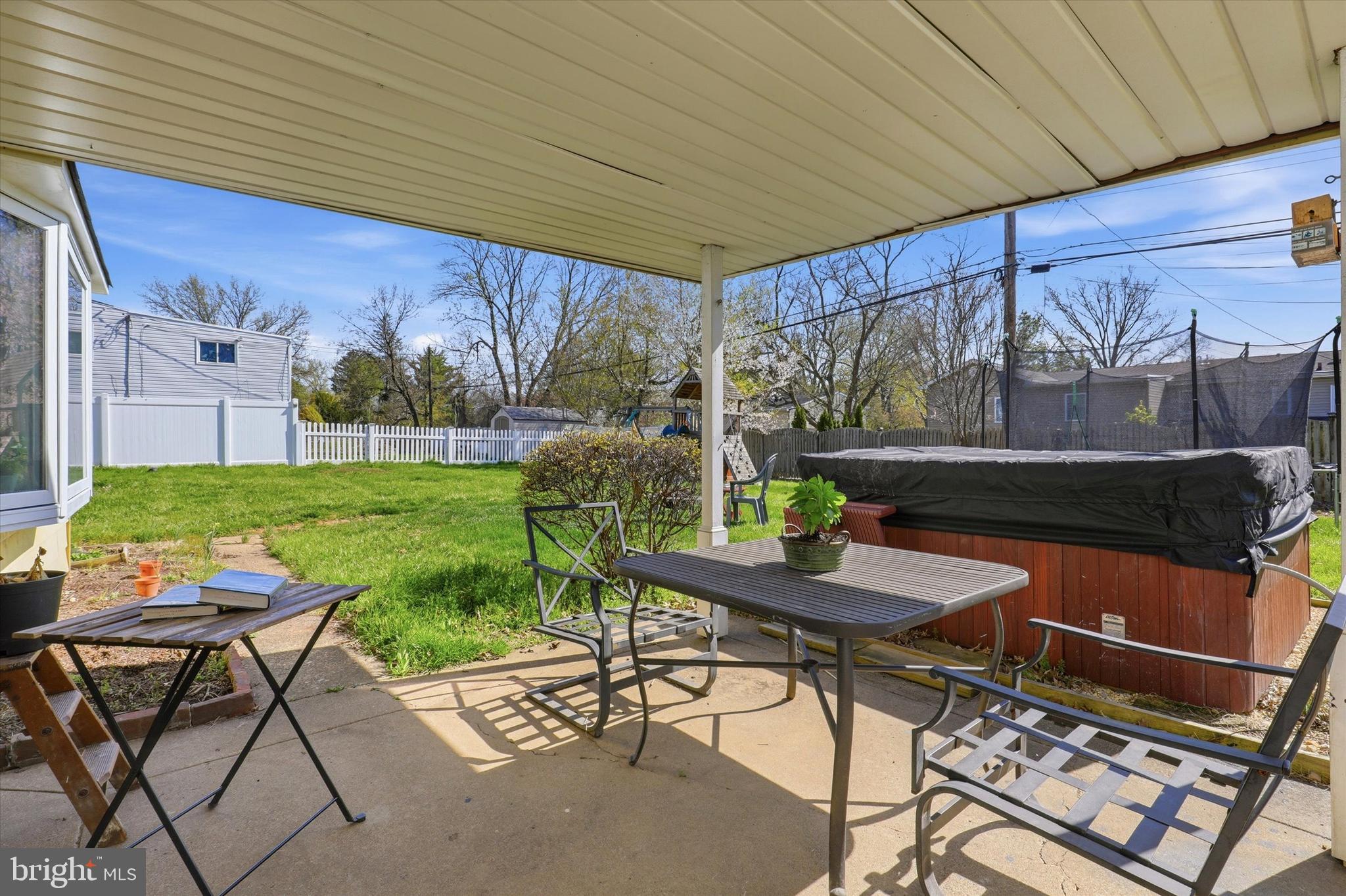 CENTER SQ GREEN - Residential