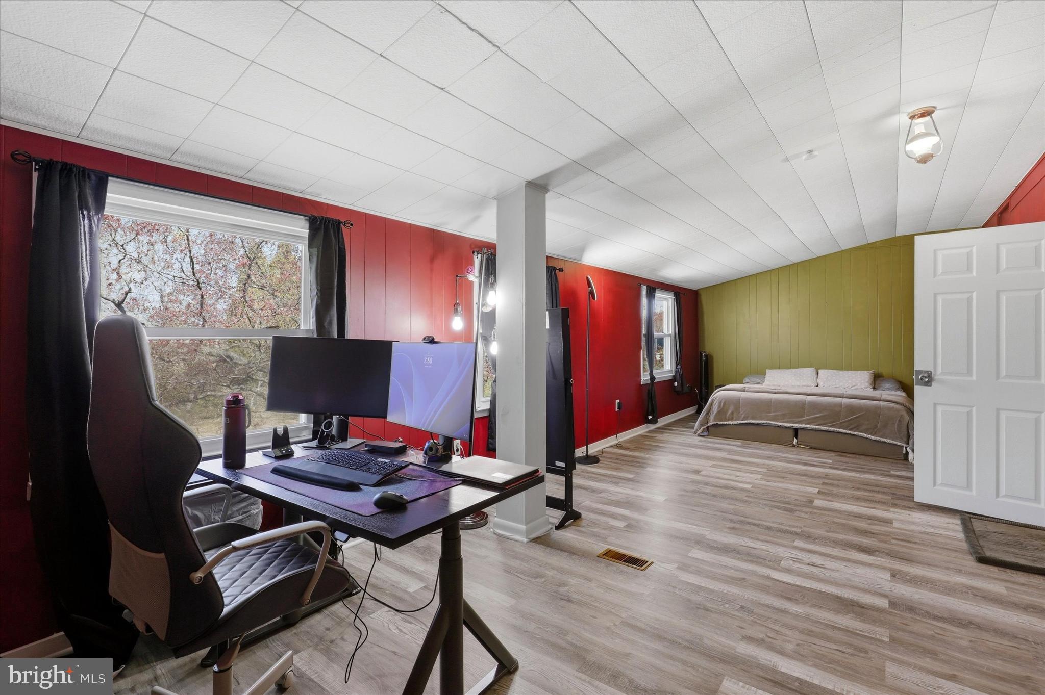 CENTER SQ GREEN - Residential