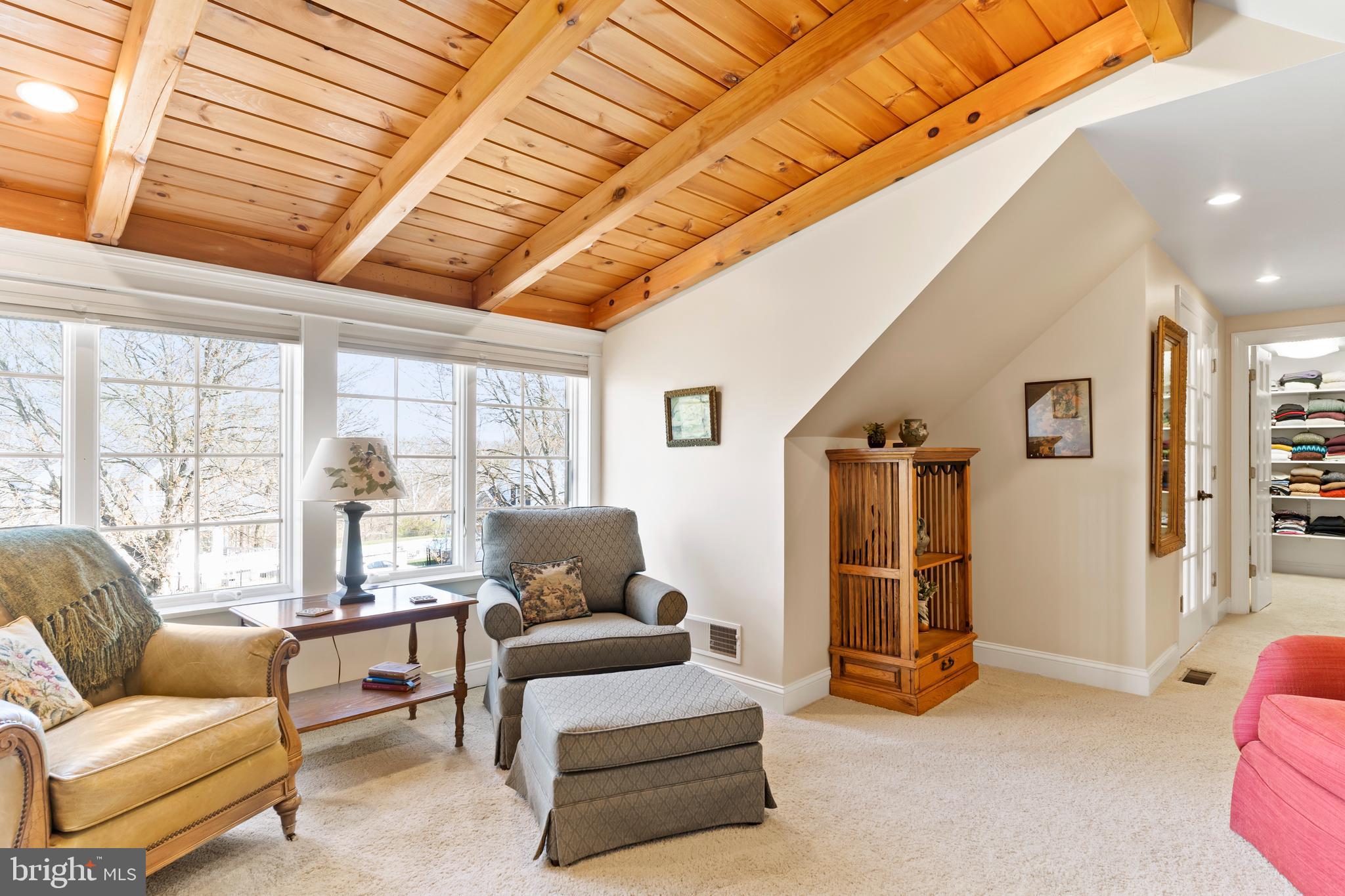 HEDGEROW - Residential