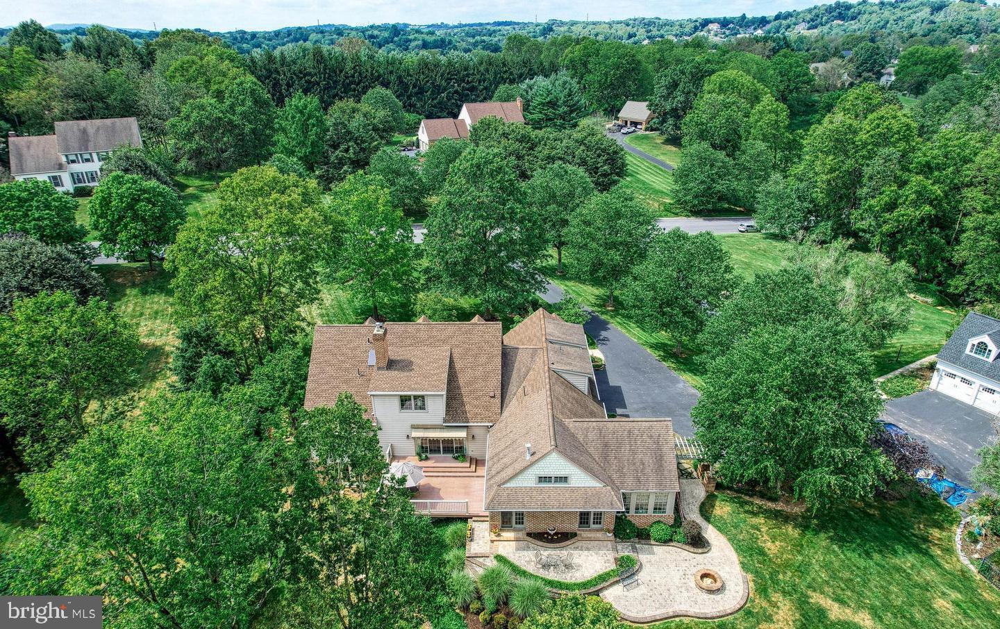 HEDGEROW - Residential