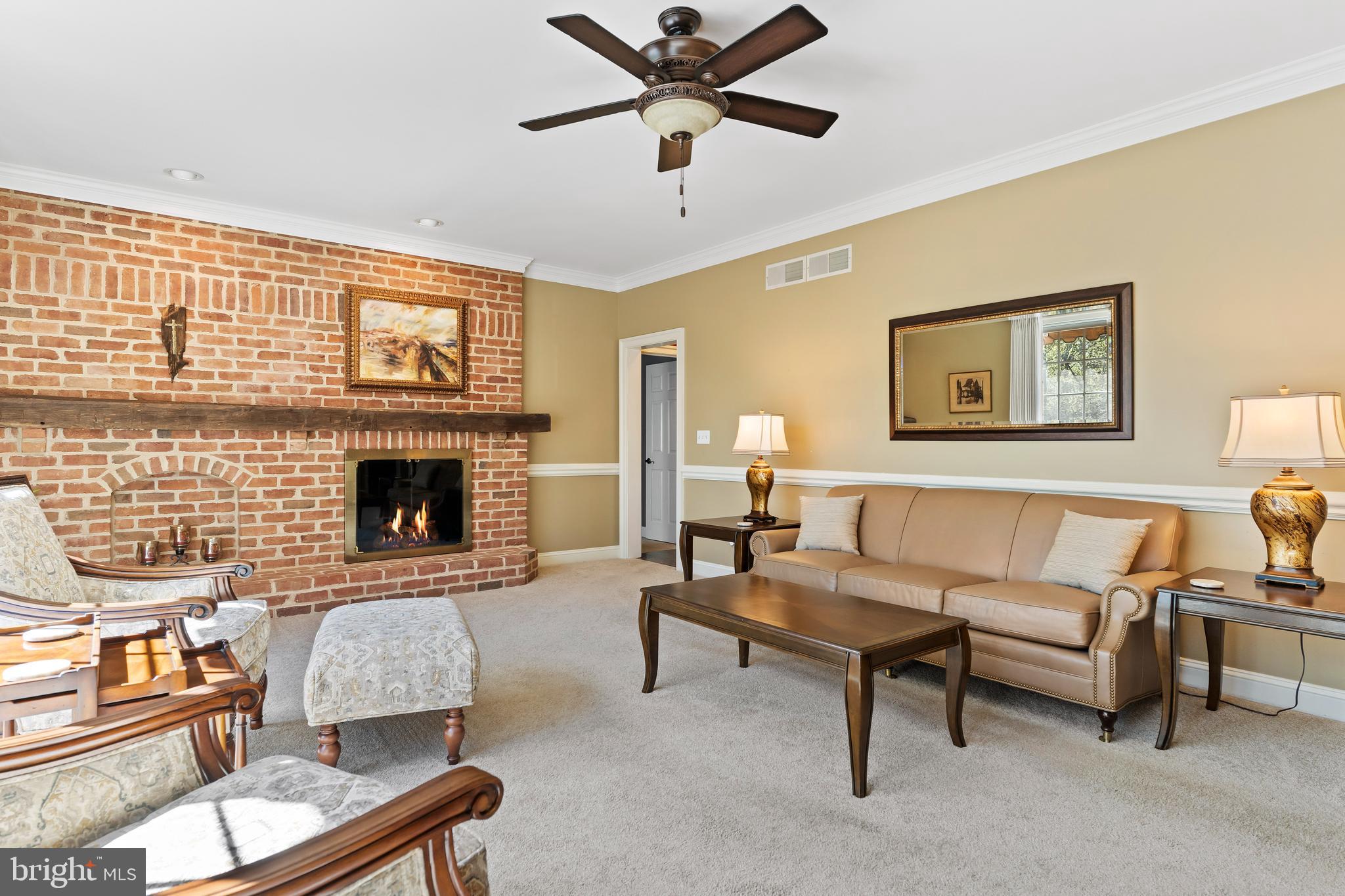 HEDGEROW - Residential