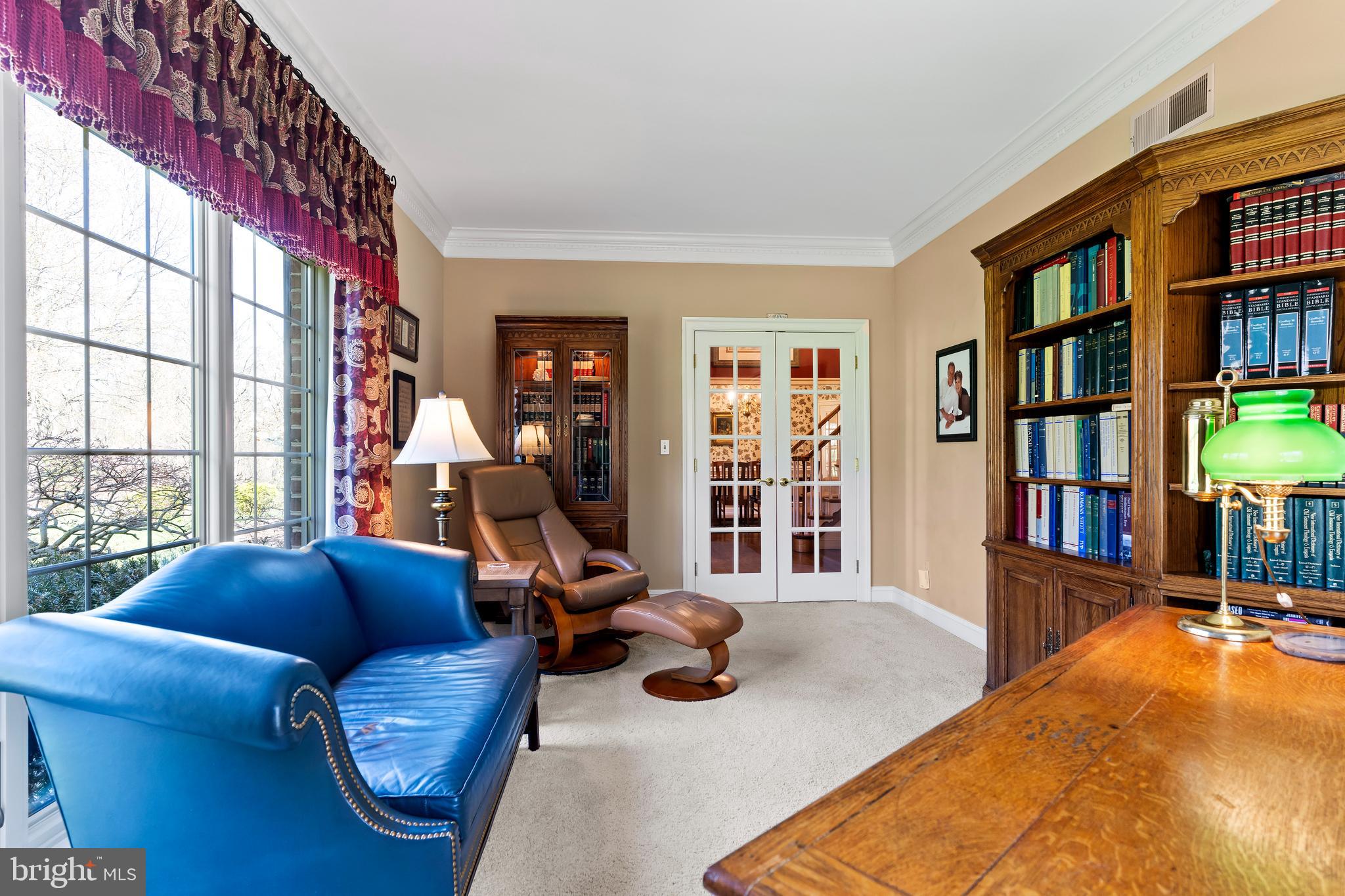 HEDGEROW - Residential