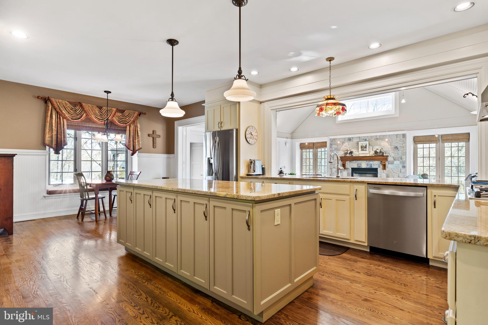 HEDGEROW - Residential