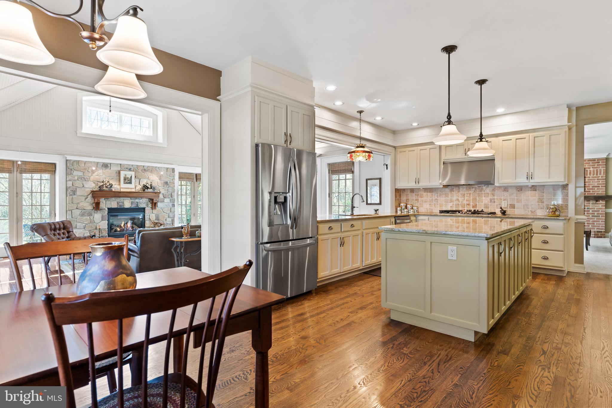 HEDGEROW - Residential