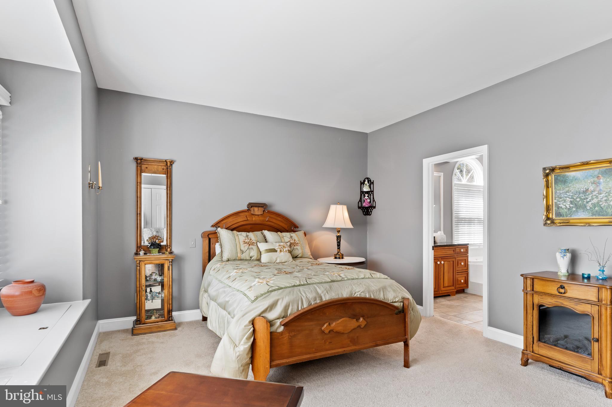 HEDGEROW - Residential