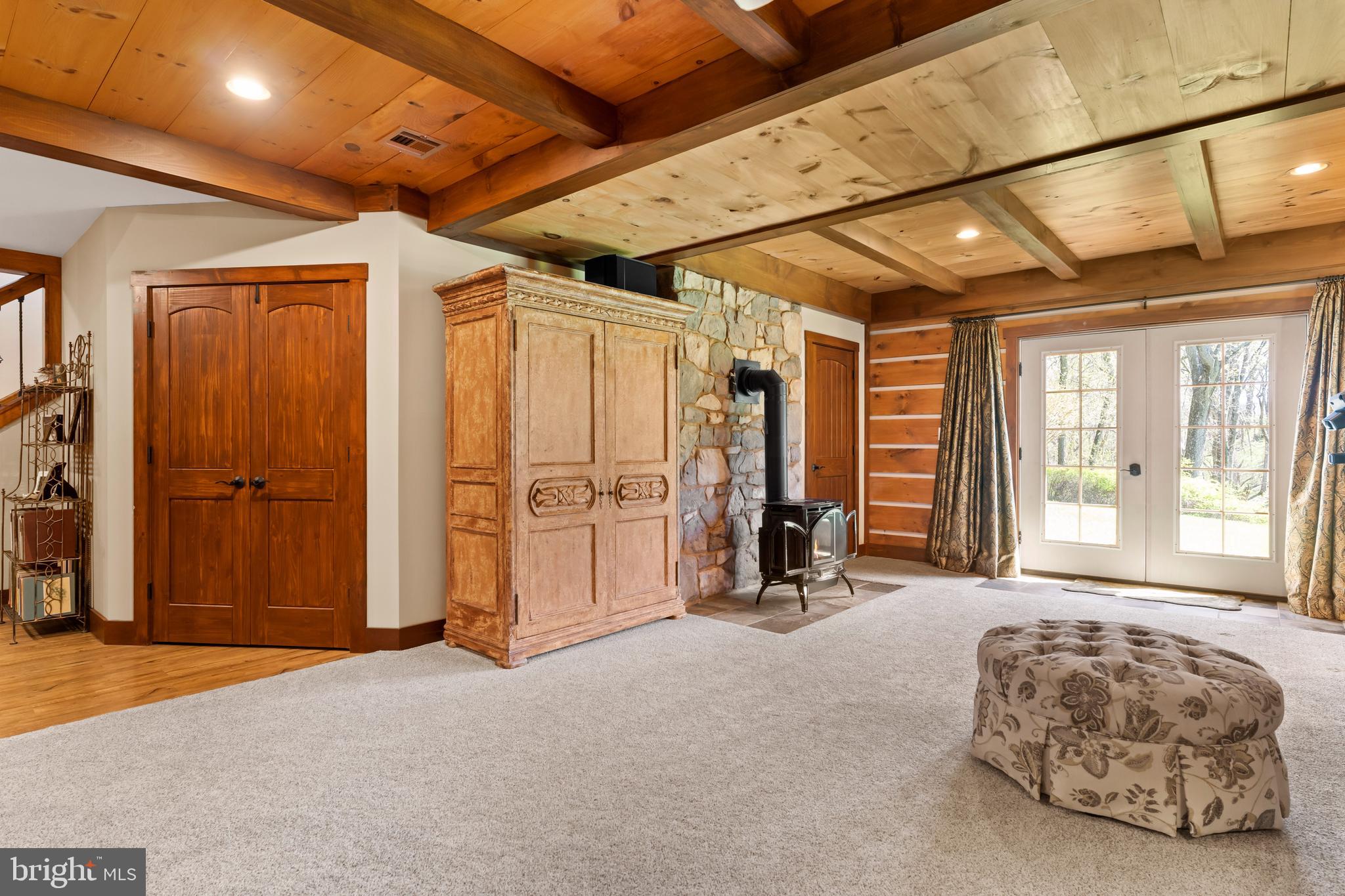 HEDGEROW - Residential