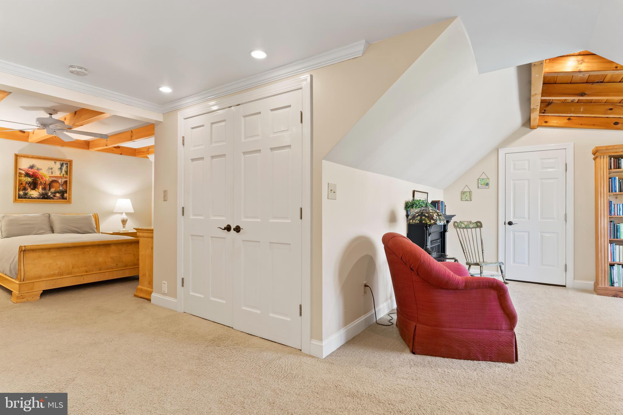 HEDGEROW - Residential