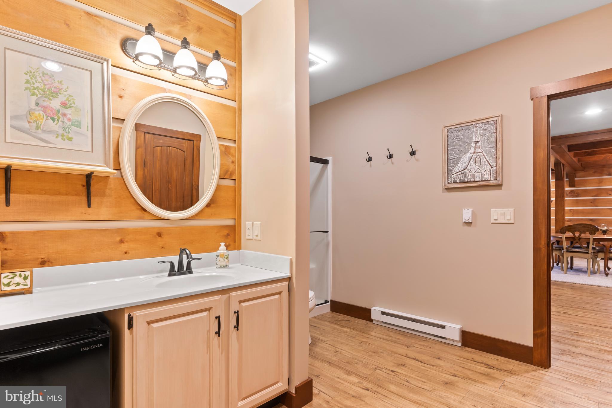 HEDGEROW - Residential